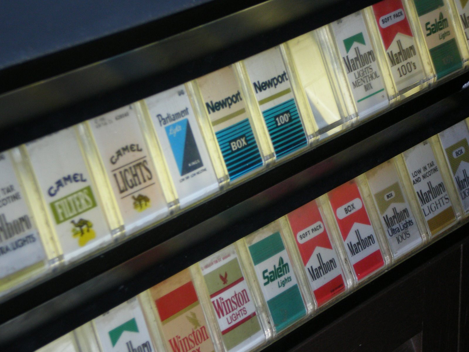 Cigarette Machine