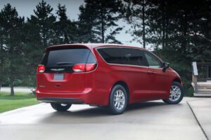 Dodge Goes Heritage and Brings Back the Triangle Fratzog; Chrysler Celebrates the Cordoba 2025 Chrysler Voyager