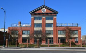 127-6570_West_Broad_Comm-and_Industrial_HD_2021_Sauer_Bldg_VLR_Online-scaled
